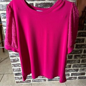 CeCe Hot Pink Women’s Blouse with Textured Sleeves. Size Large. NWT.